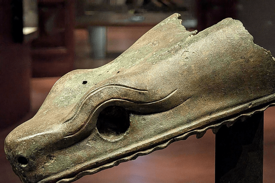 Yılan Sütunu Başı (Bronz)