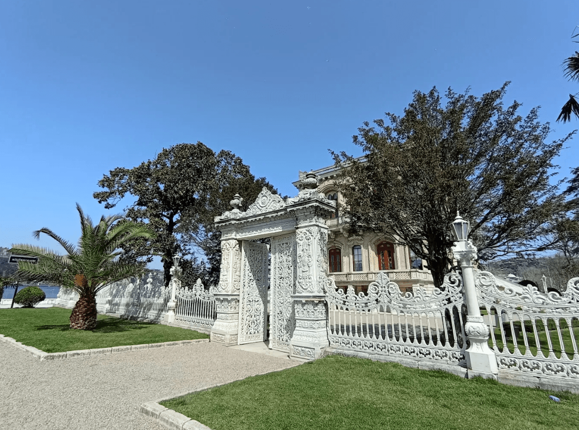 Gate and Gardens