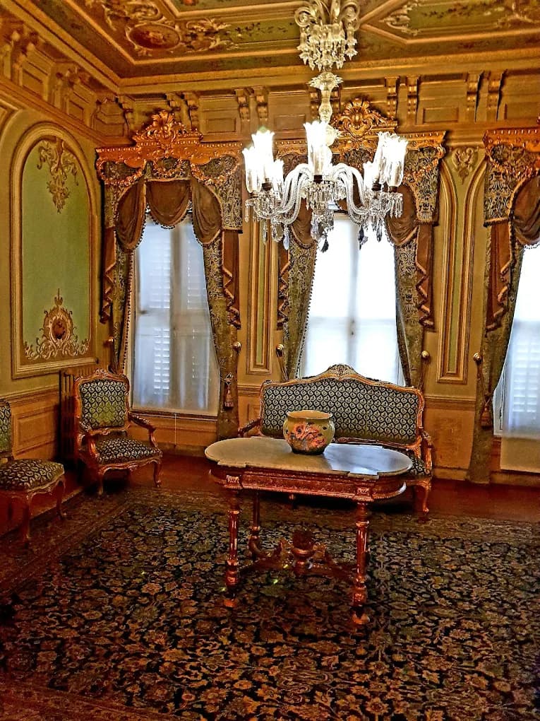 Pavillon Şale